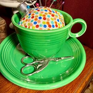 Sweet Vivid Green Pins and Needles Teacup Sewing Caddy